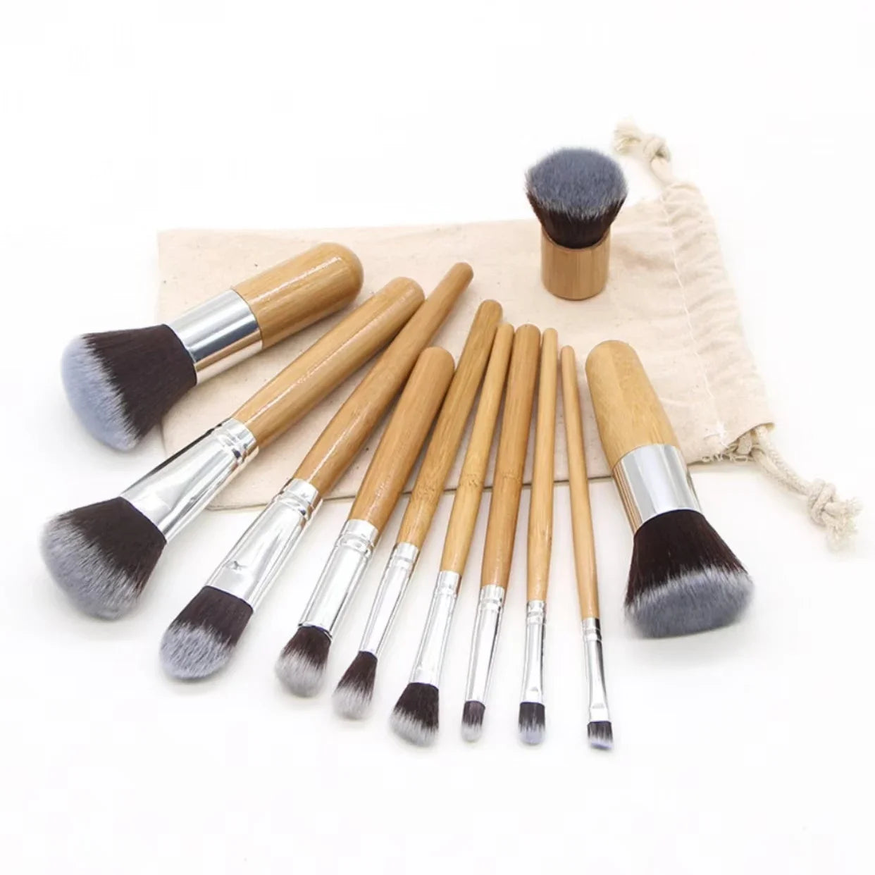 Eco-Friendly Bamboo Makeup Brush Kit – Vegan & Cruelty-Free