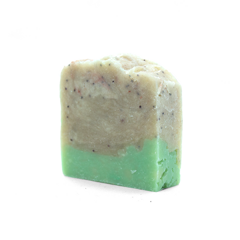 'Merry Berry' Organic Vegan Soap 100g - Strawberry Fragance & Poppy Seeds | Kuwaloo Care